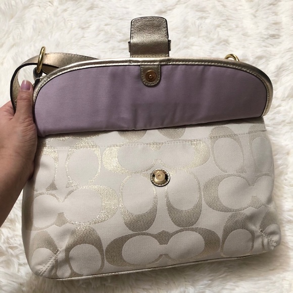 Coach Purse - Picture 4 of 7